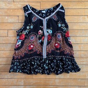 EUC Bila boho Floral Sleeveless Peasant Top - Black with Red & Blue Floral